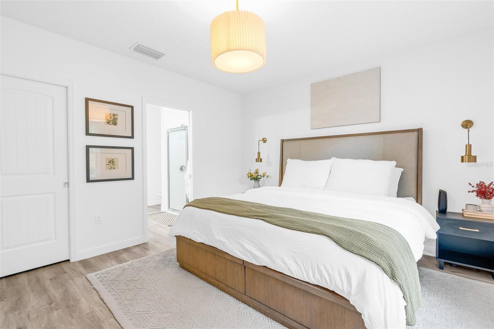 WEST HIGHLANDS - Residential