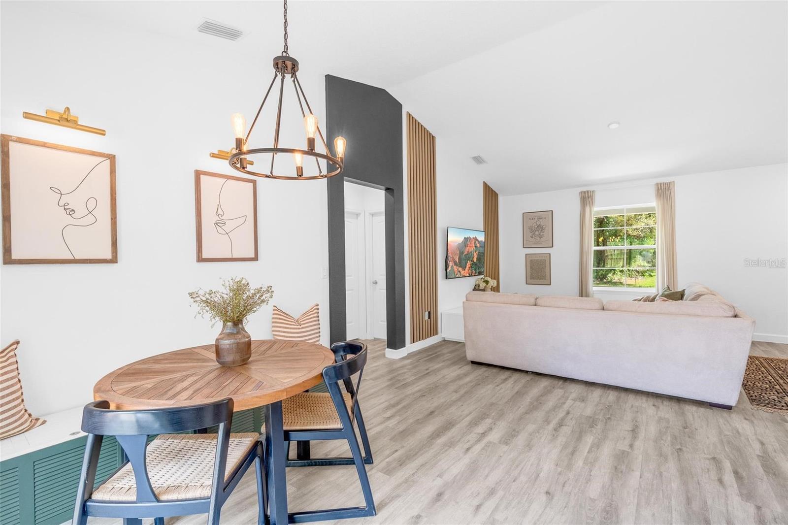 WEST HIGHLANDS - Residential