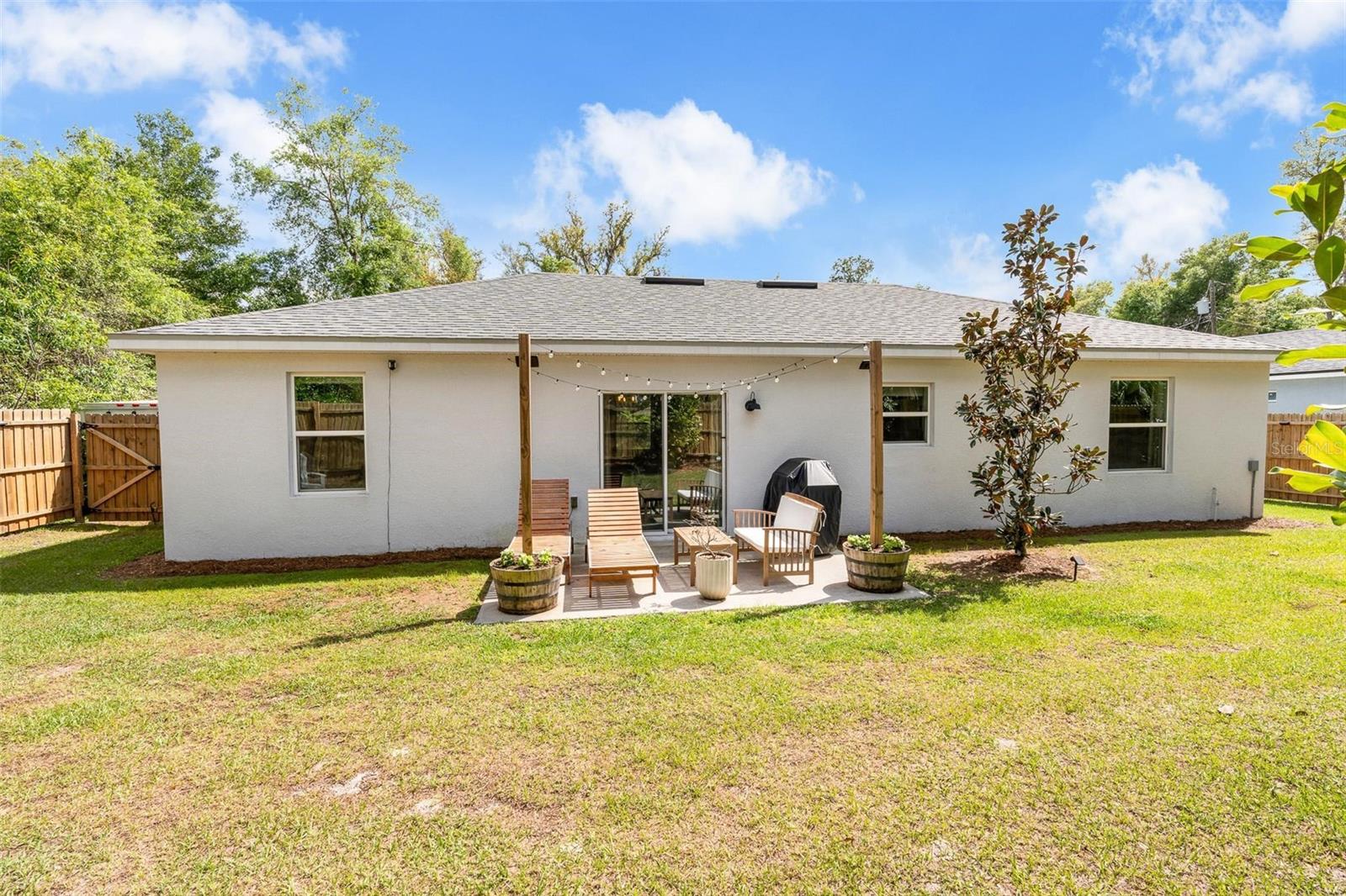 WEST HIGHLANDS - Residential