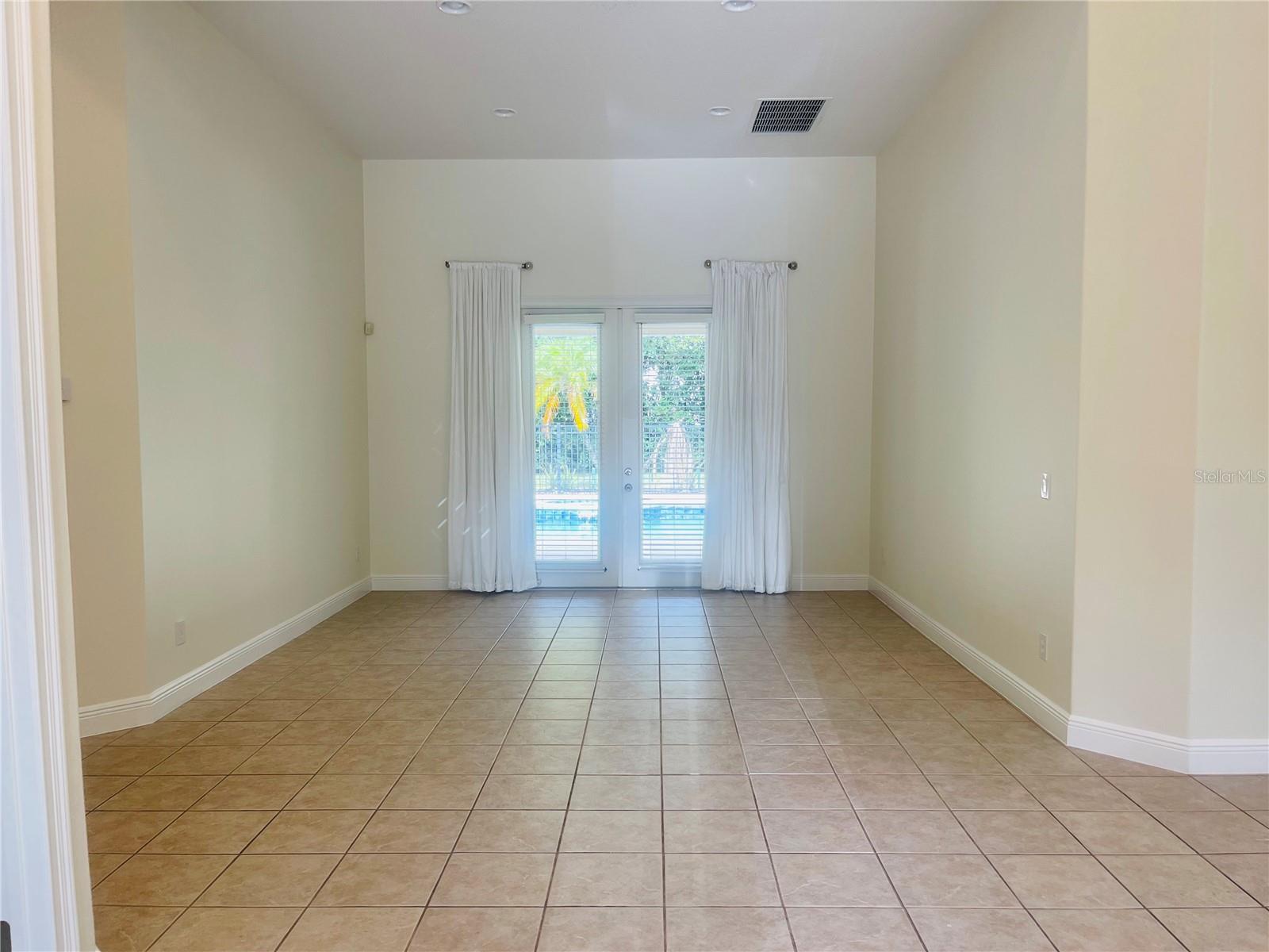 KEENES POINTE UT 06 50 95 - Residential Lease