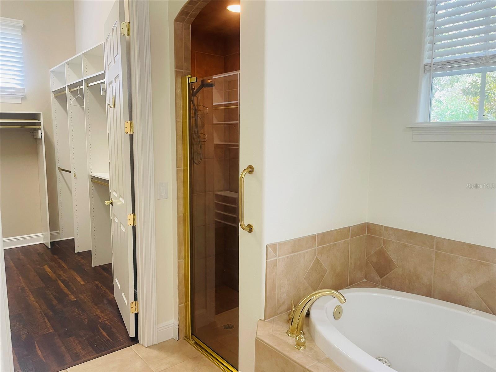 KEENES POINTE UT 06 50 95 - Residential Lease