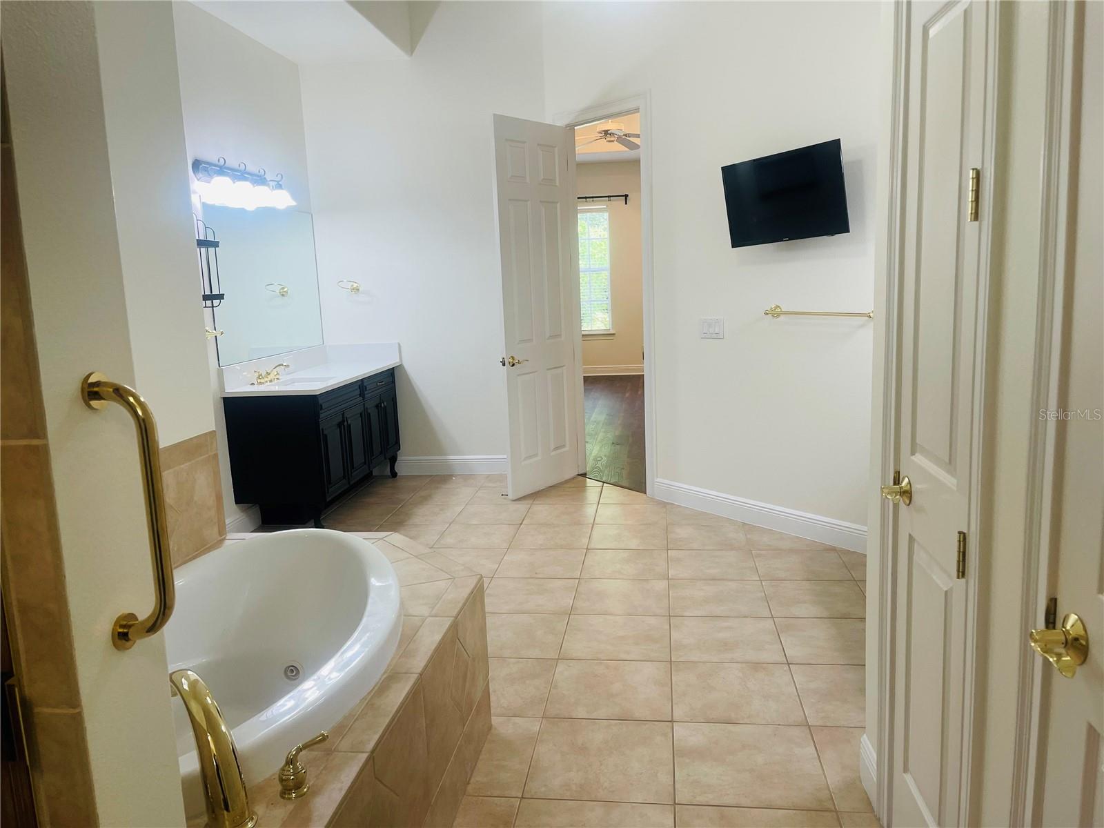 KEENES POINTE UT 06 50 95 - Residential Lease