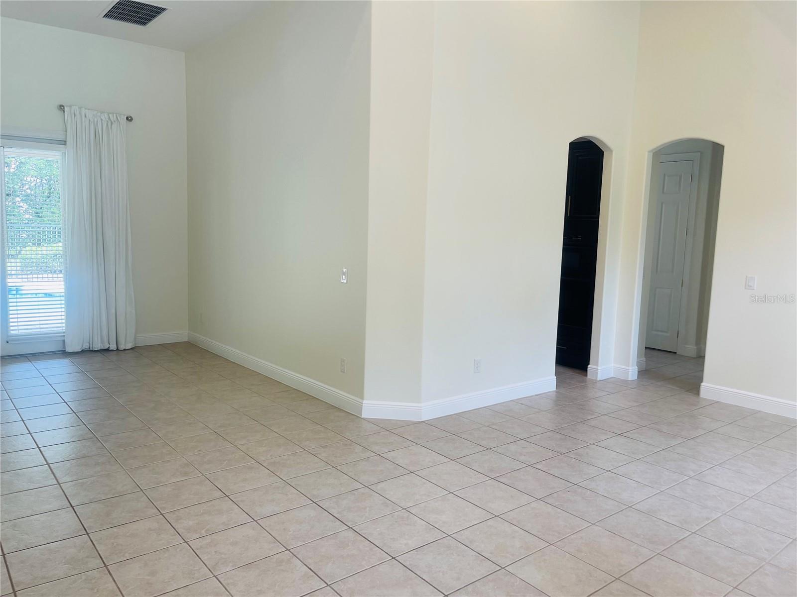 KEENES POINTE UT 06 50 95 - Residential Lease