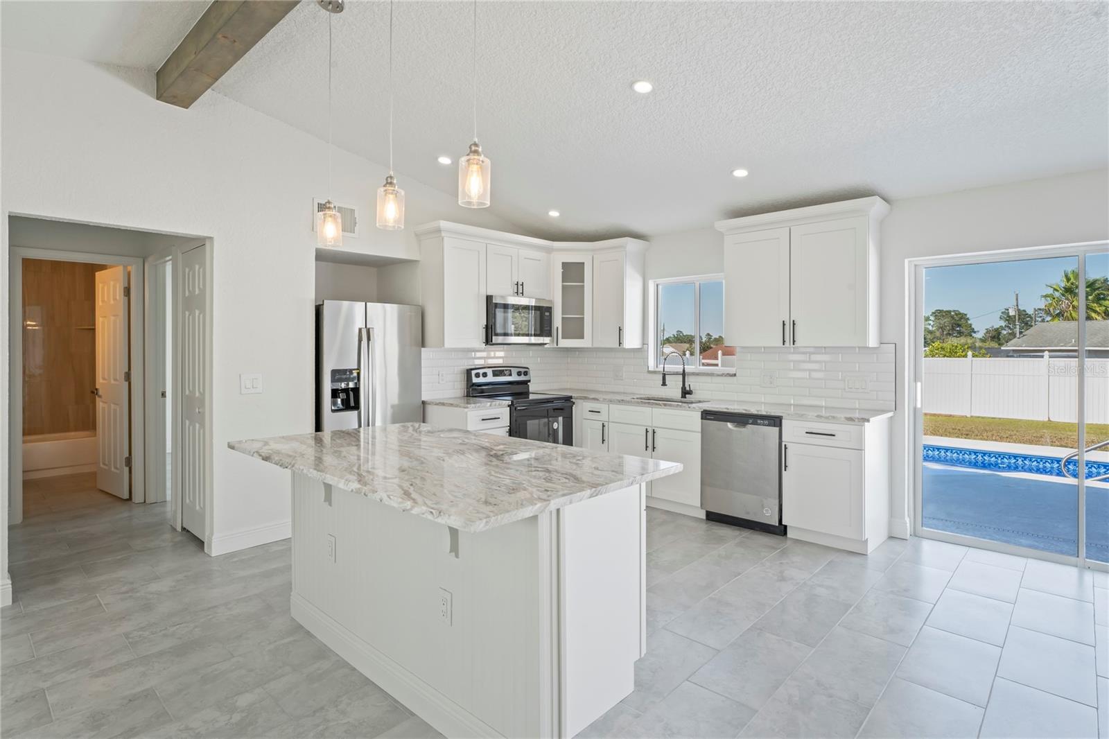 SPRING HILL - Residential