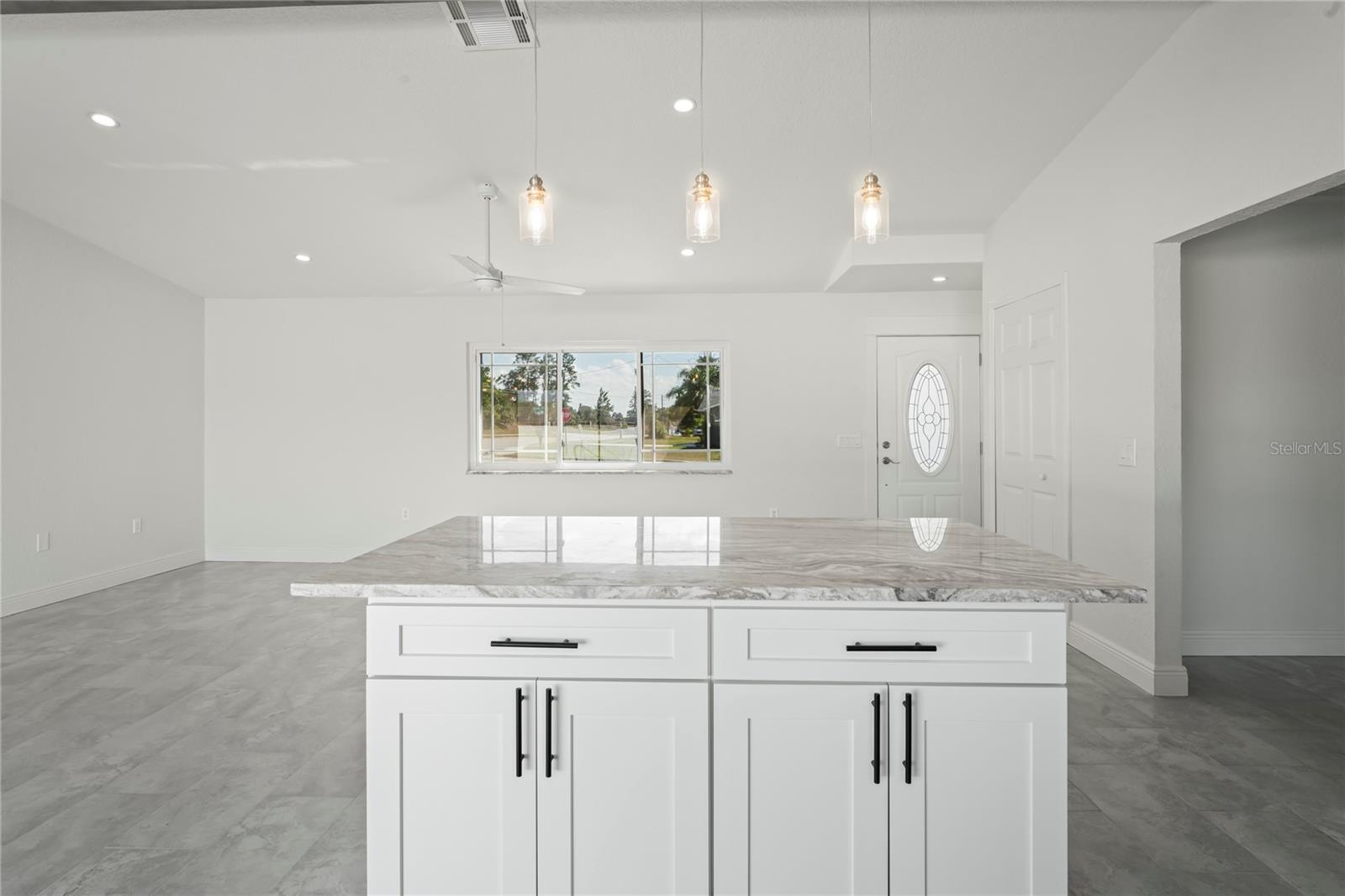 SPRING HILL - Residential