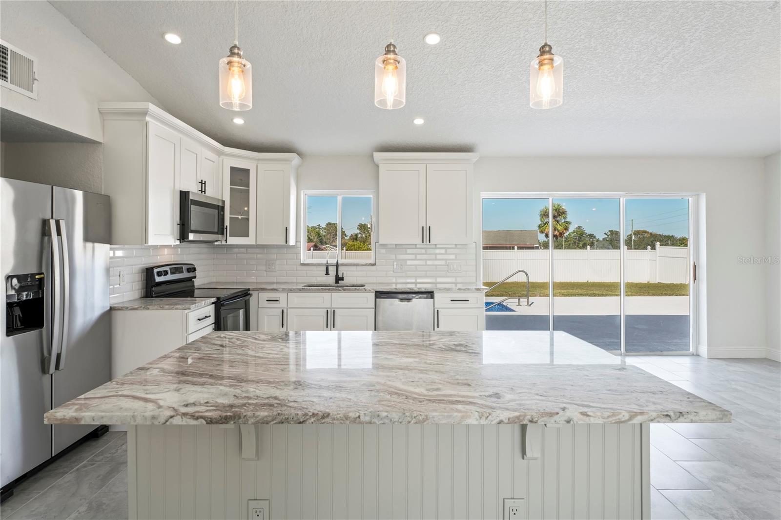 SPRING HILL - Residential