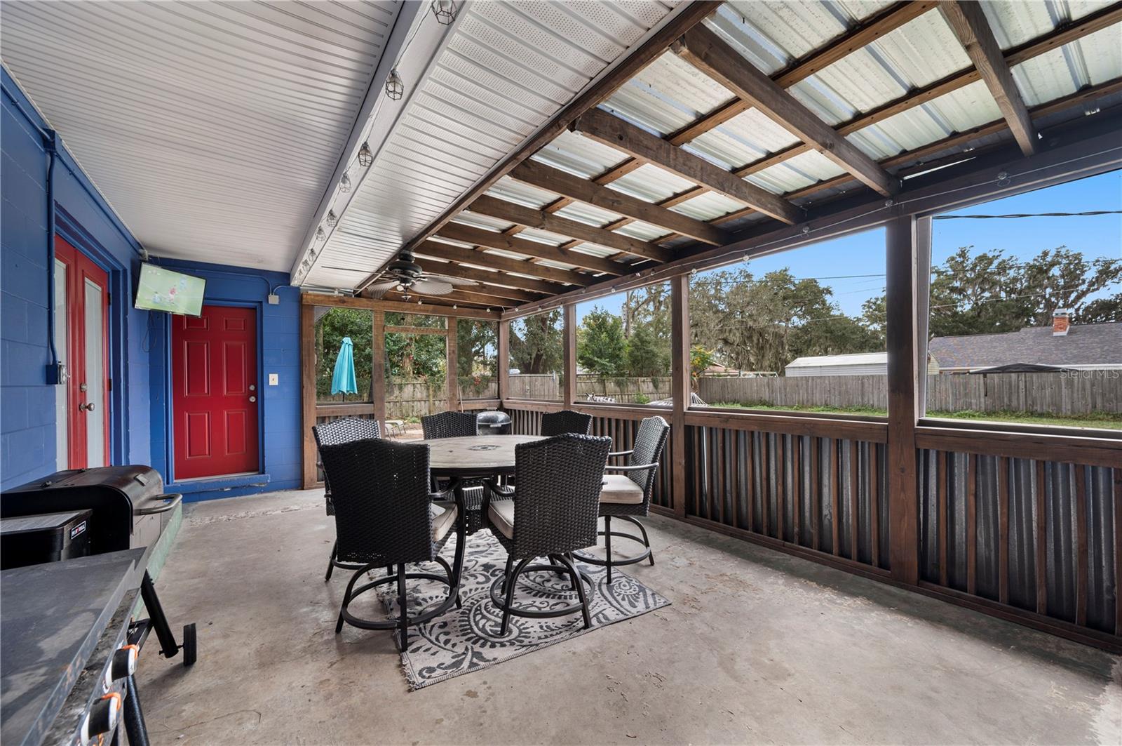 ACREAGE - Residential