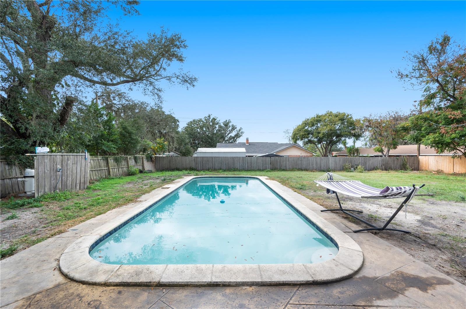 ACREAGE - Residential