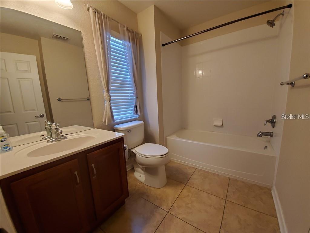 REGENCY OAKS UNIT TWO - Residential Lease