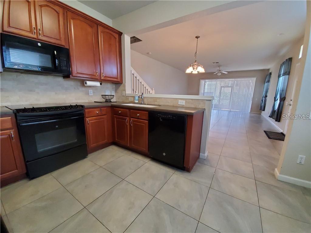 REGENCY OAKS UNIT TWO - Residential Lease