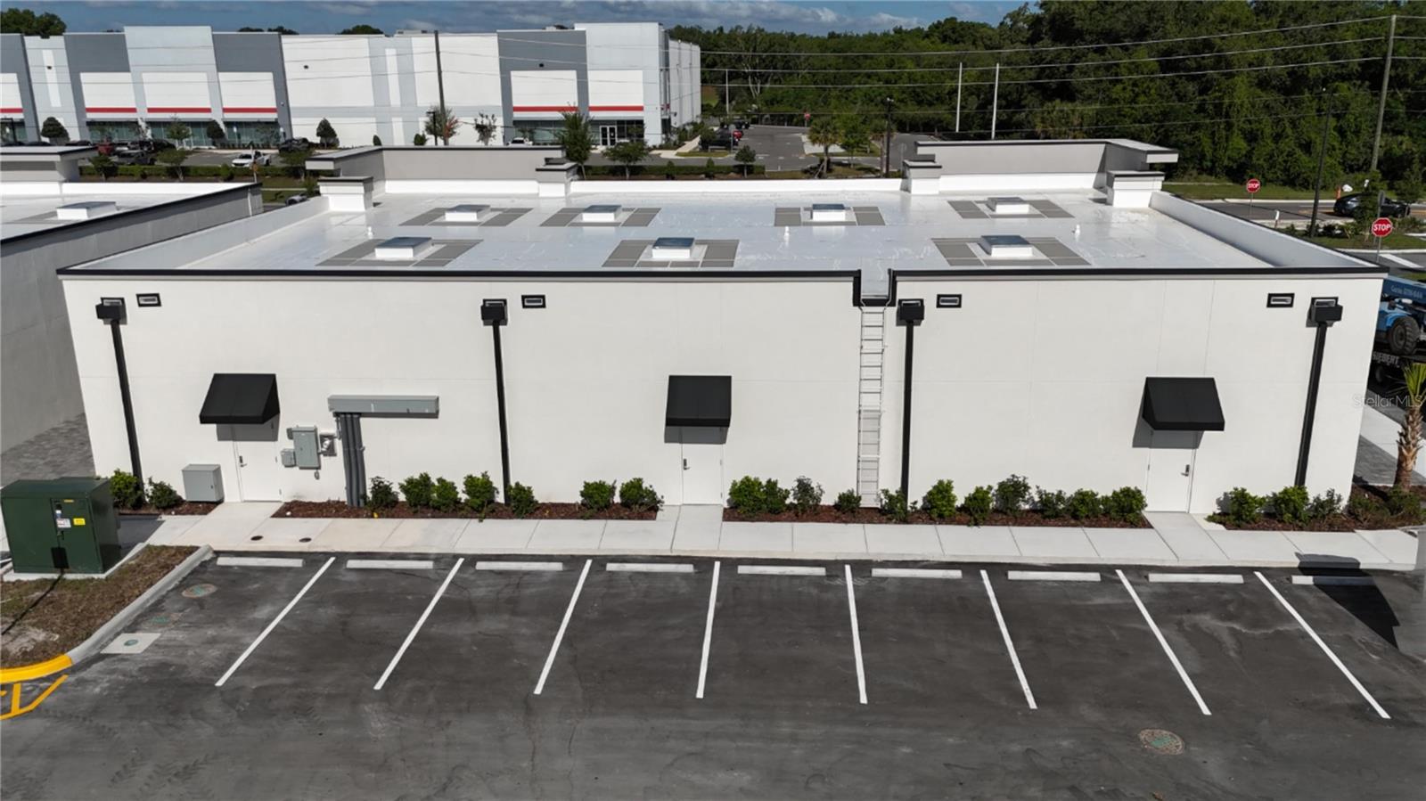 2865 OCOEE APOPKA ROAD 3