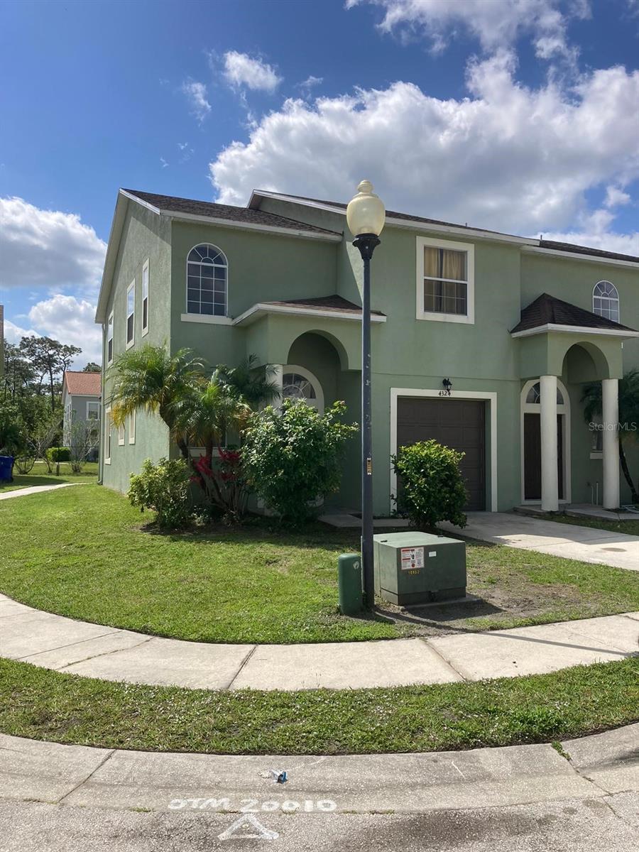 Photo of 4324 Paradise Cove Court, Kissimmee, FL 34746 (MLS # O6453102)