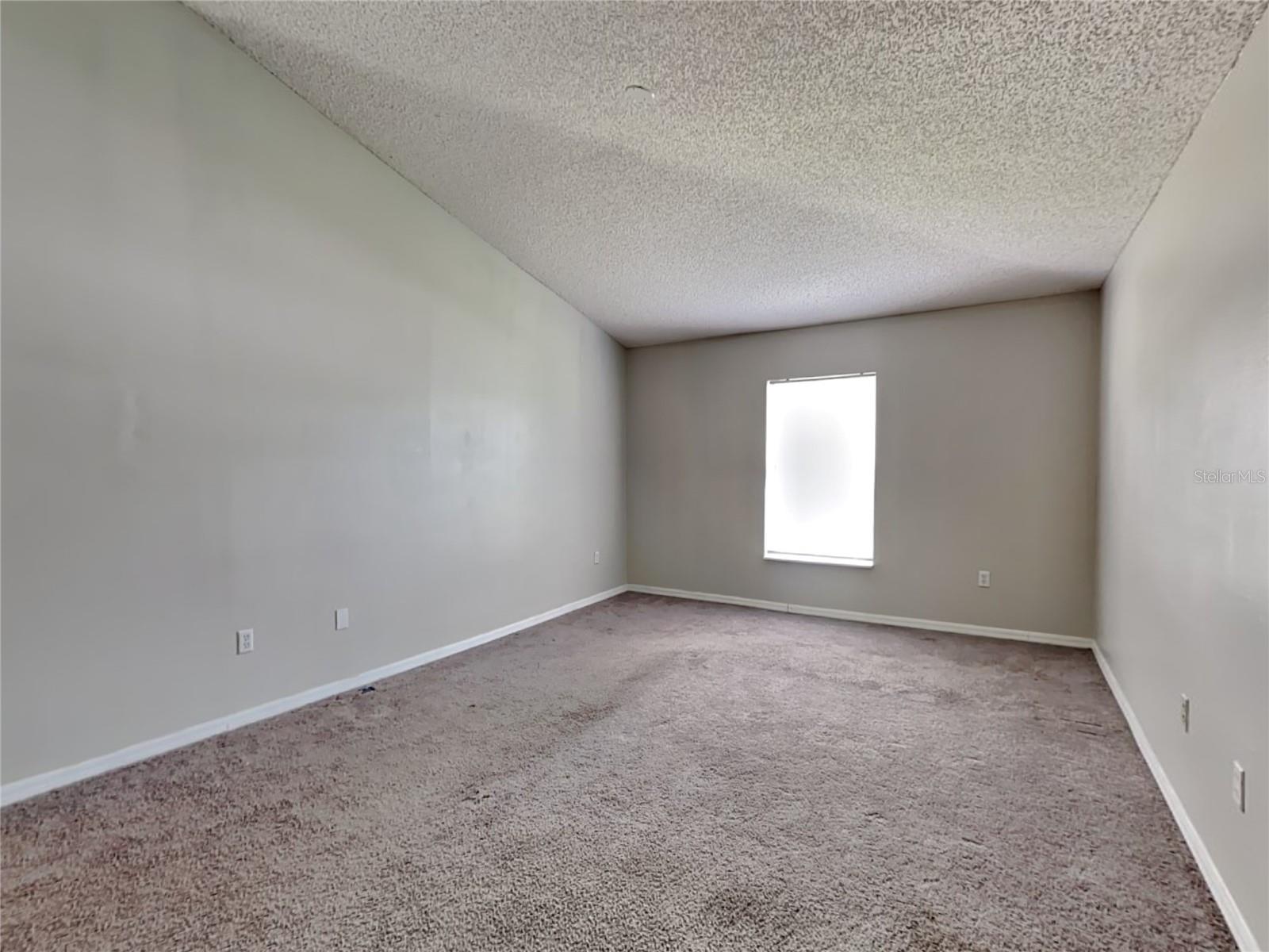 DELTONA LAKES UNIT 54 - Residential Lease