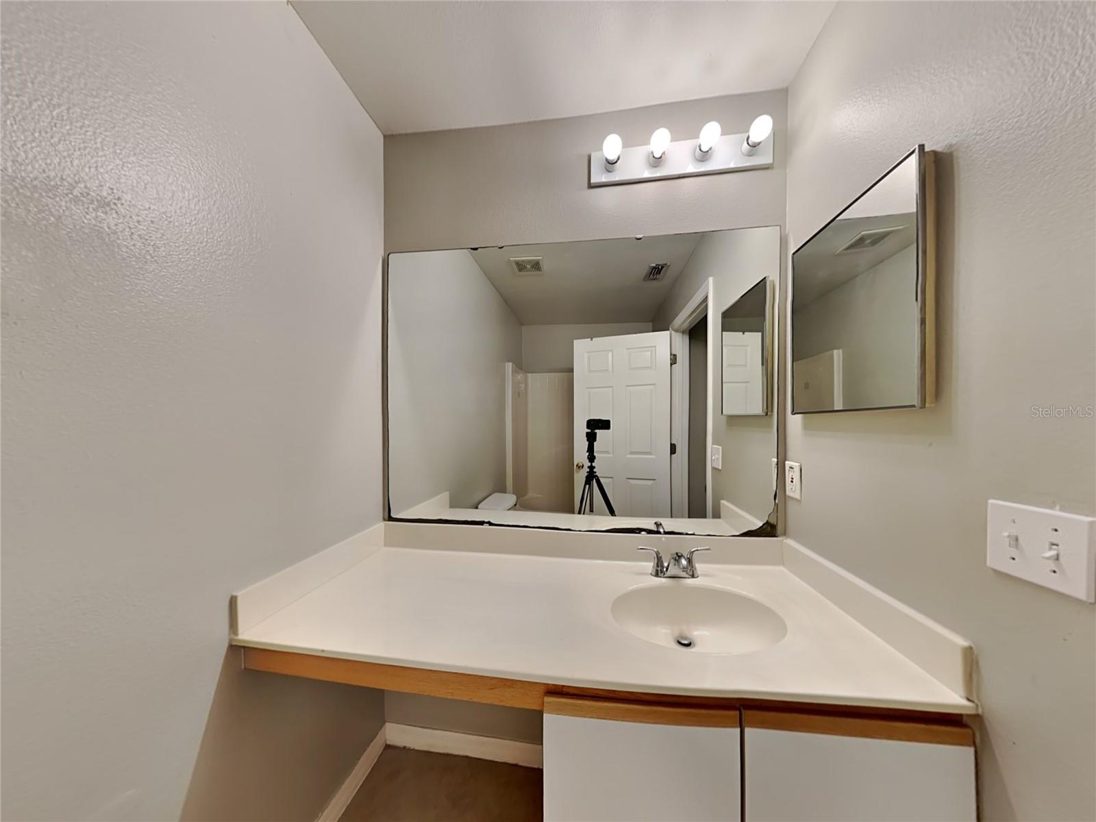 DELTONA LAKES UNIT 54 - Residential Lease