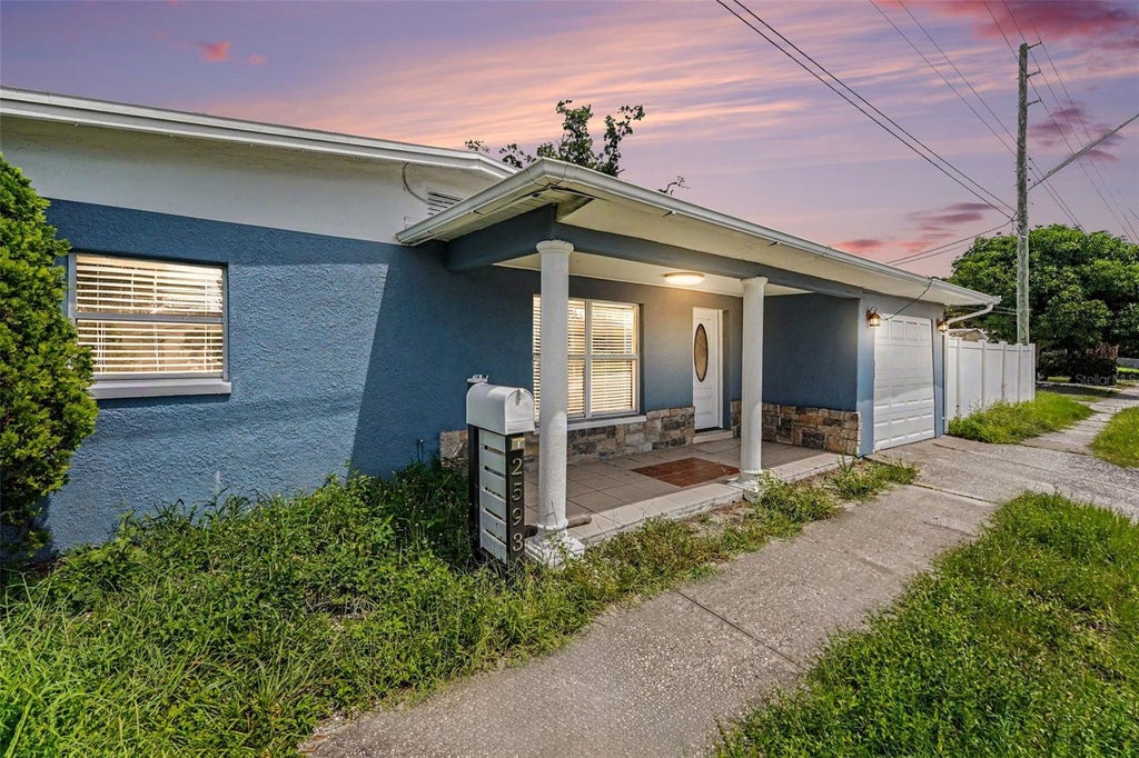 Photo of 2593 38th Avenue N #B, St Petersburg, FL 33713 (MLS # TB8549720)
