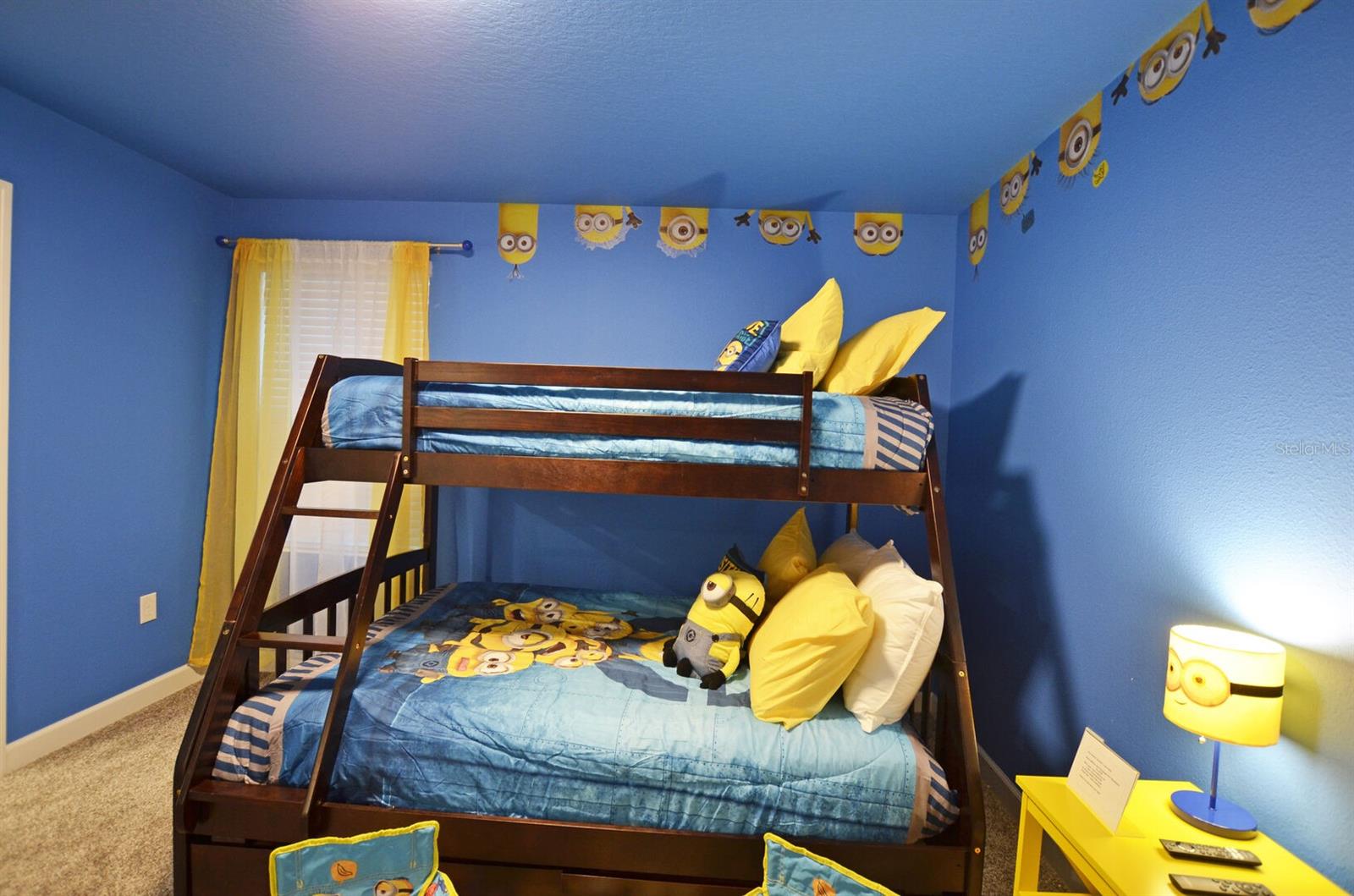 STOREY LAKE - Residential