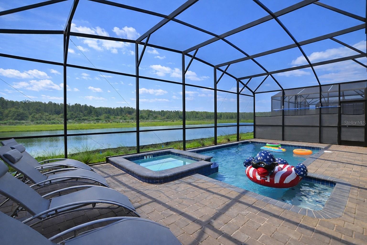 STOREY LAKE - Residential