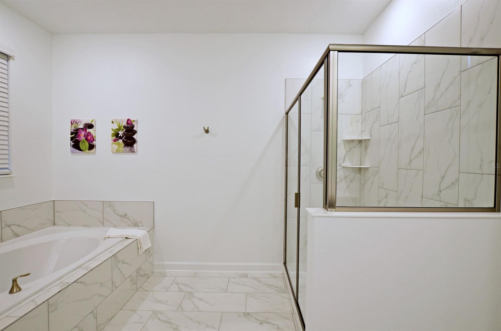 STOREY LAKE - Residential