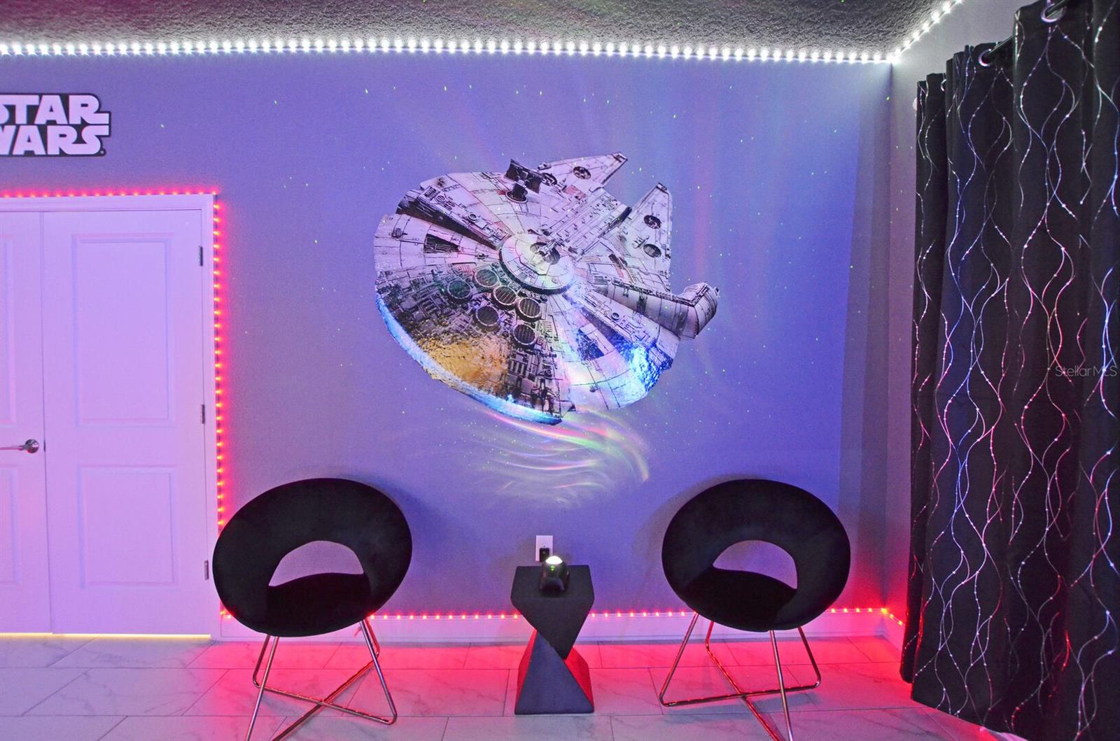 STOREY LAKE - Residential