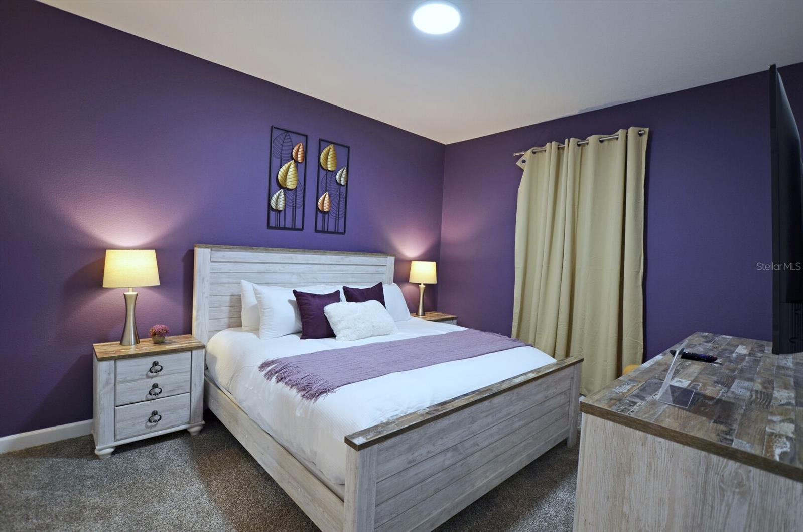 STOREY LAKE - Residential