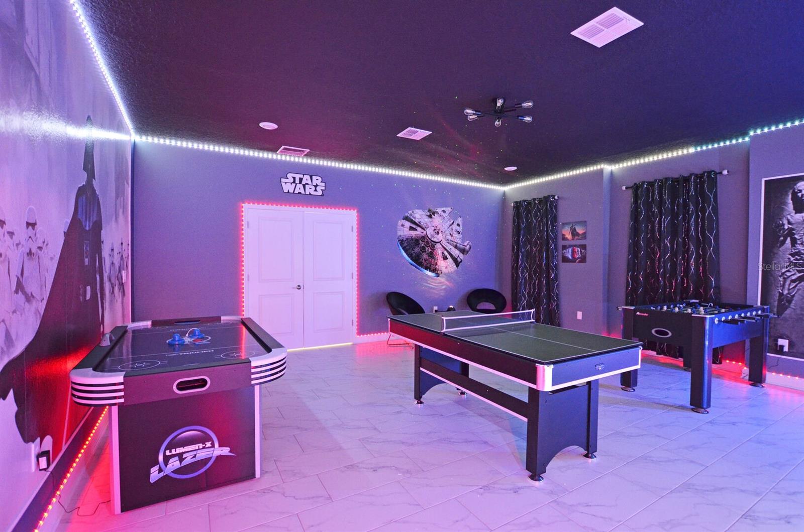 STOREY LAKE - Residential