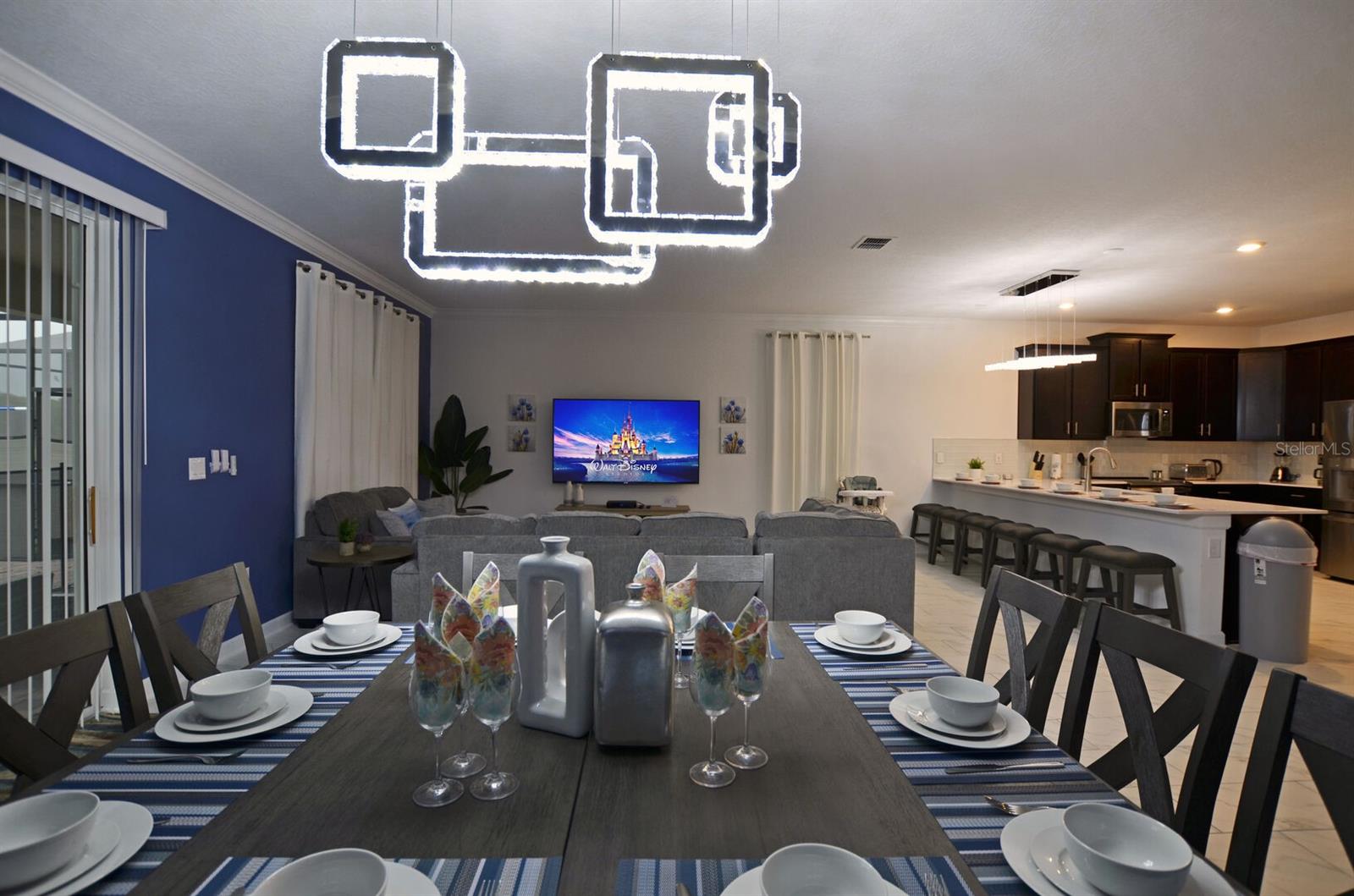 STOREY LAKE - Residential