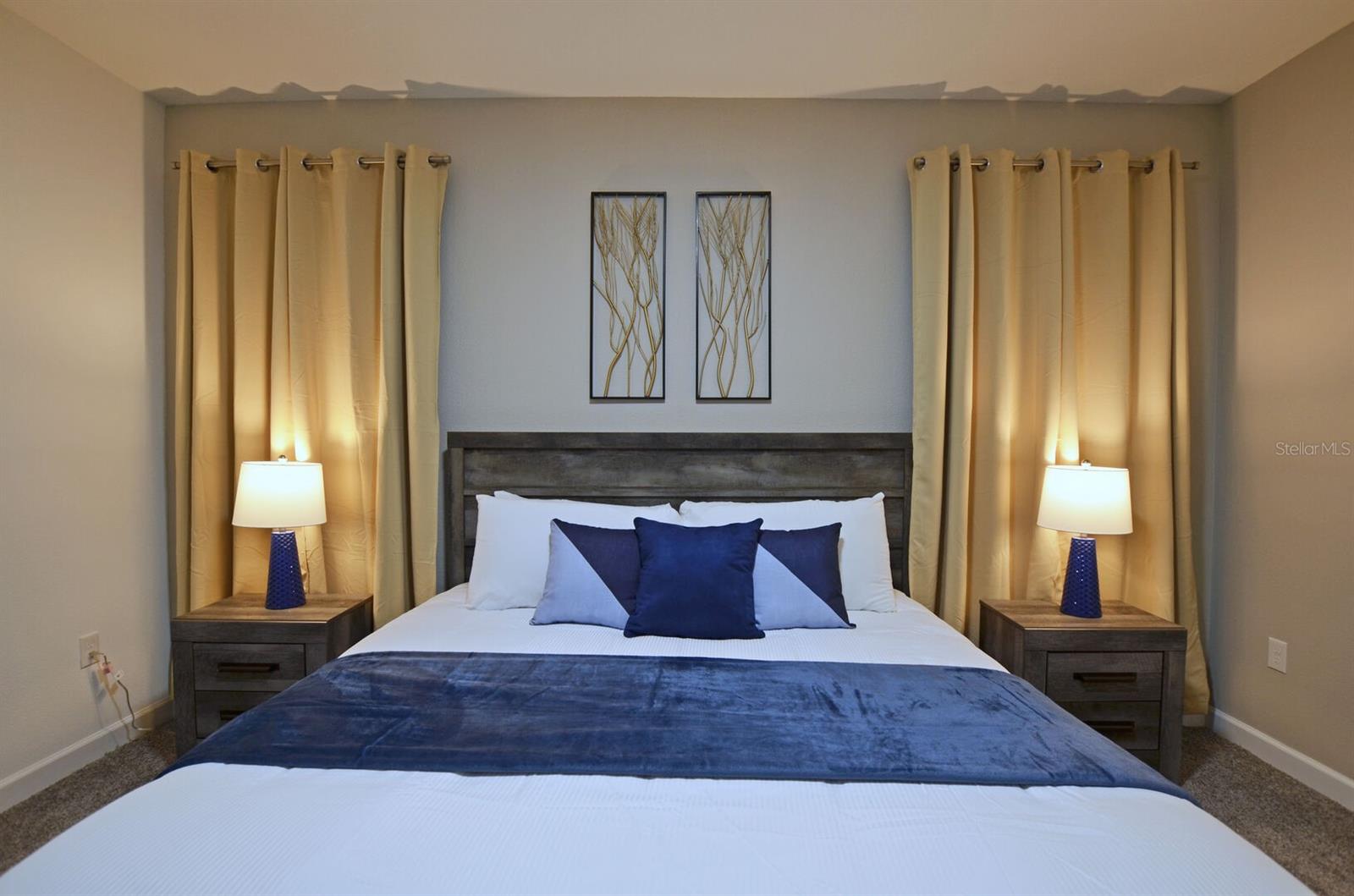 STOREY LAKE - Residential