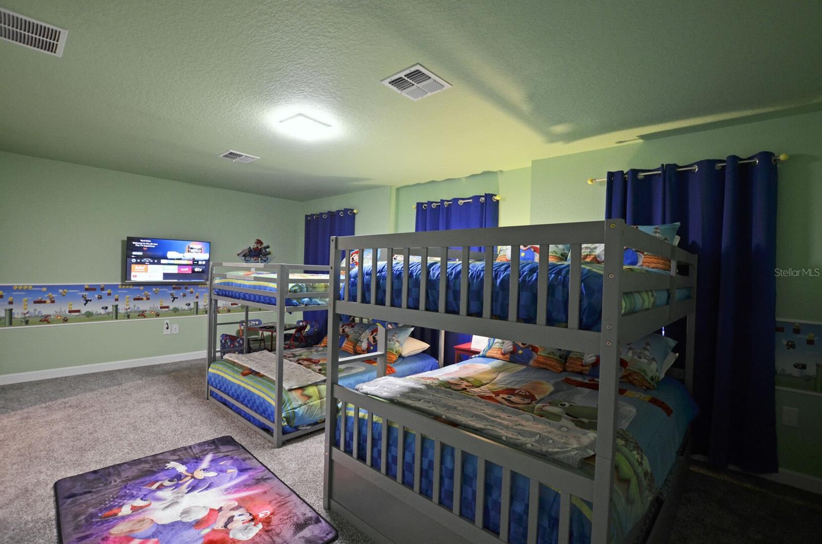 STOREY LAKE - Residential