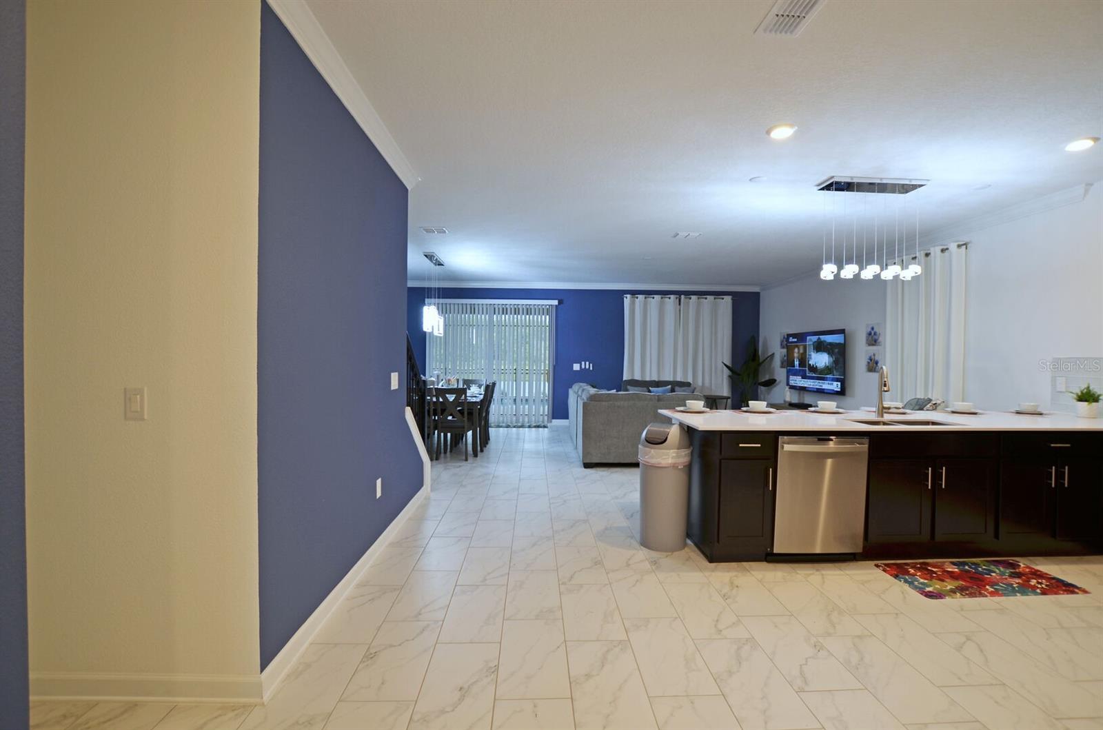 STOREY LAKE - Residential