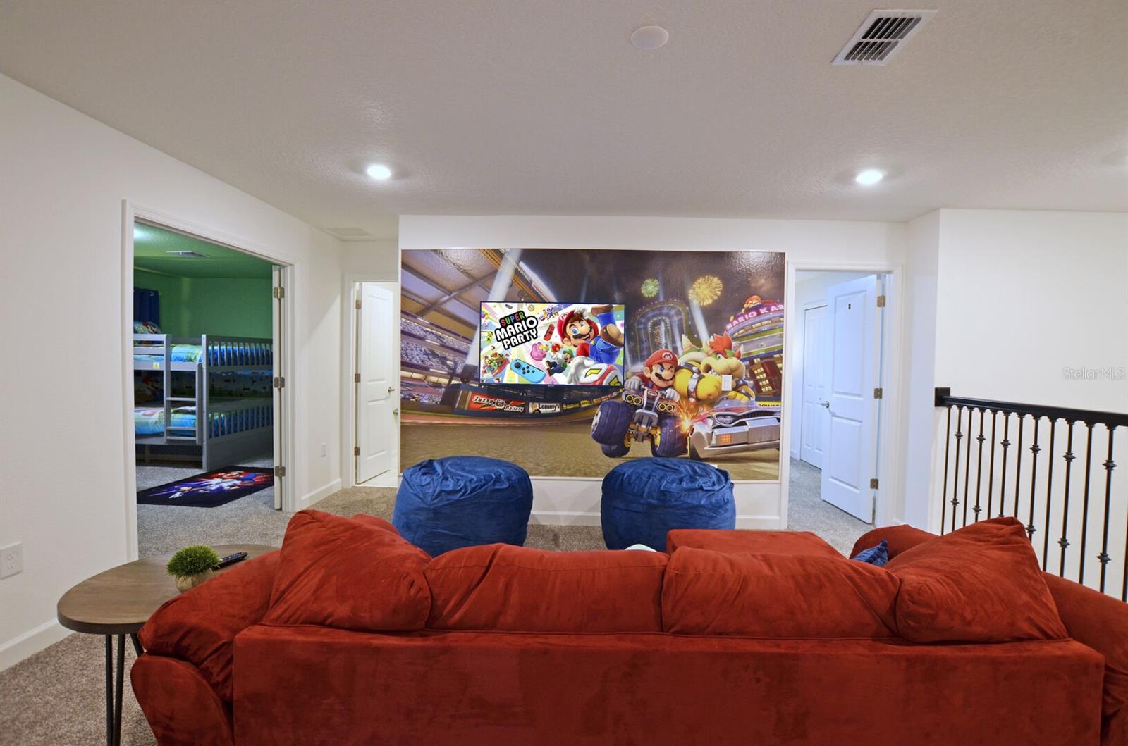 STOREY LAKE - Residential