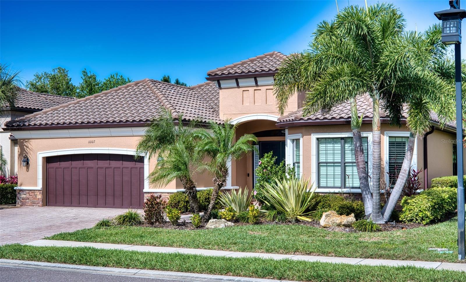 ARTISAN LAKES ESPLANADE PH I SP A-D - Residential