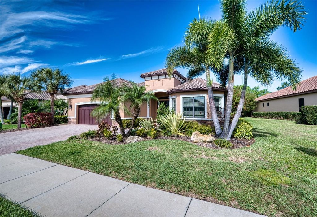 Photo of 10107 Wicker Park Place, Palmetto, FL 34221 (MLS # A4684482)