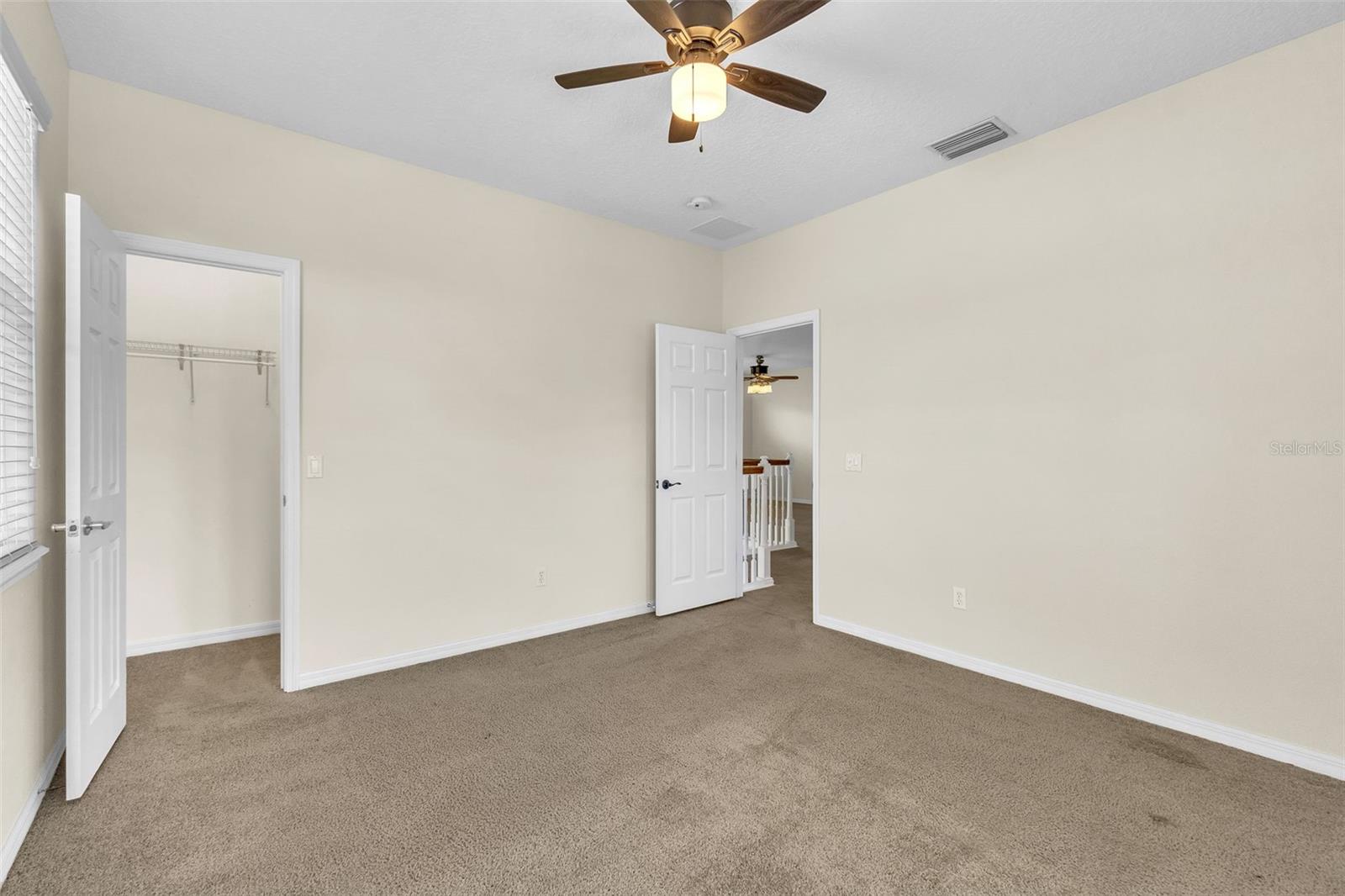 HOLDEN COVE - Residential Lease
