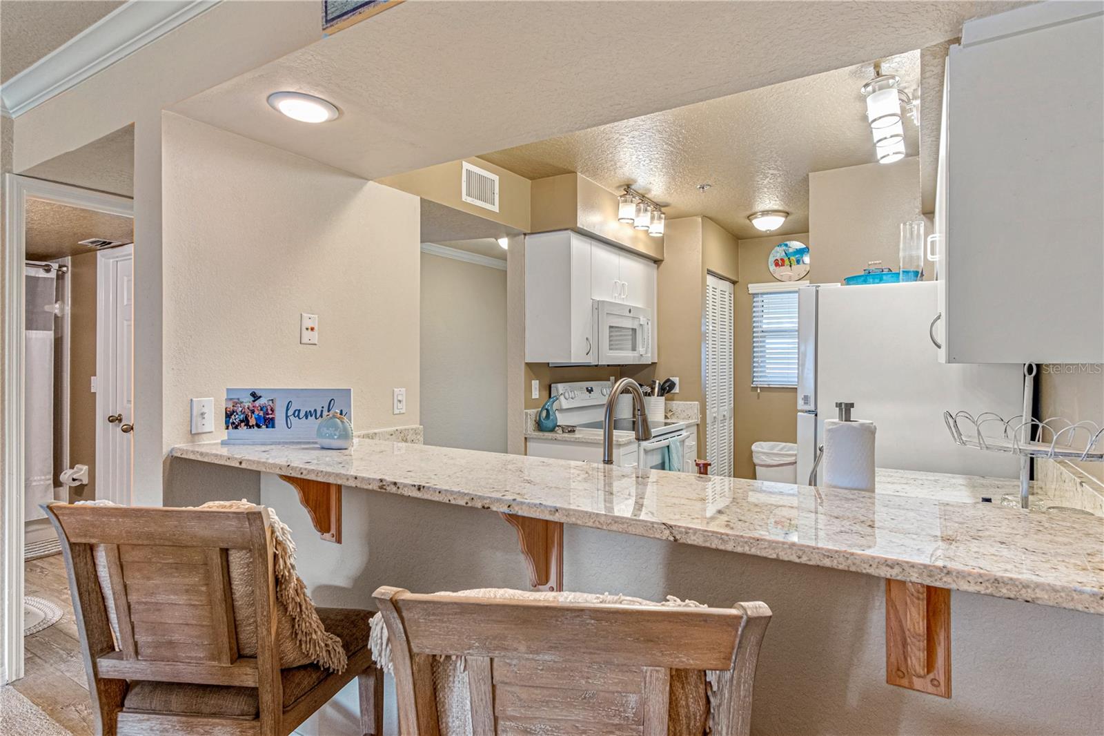 BOUCHELLE ISLAND CONDO - Residential