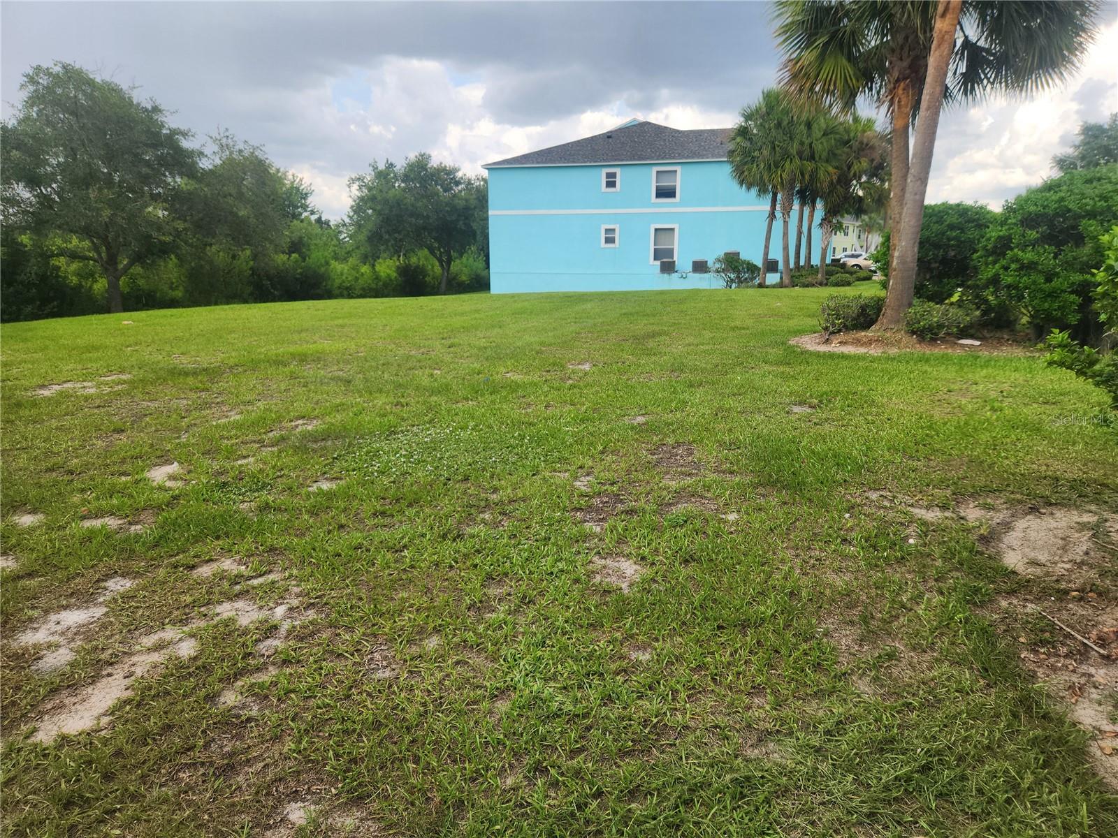 SUN LAKE CONDO - Land