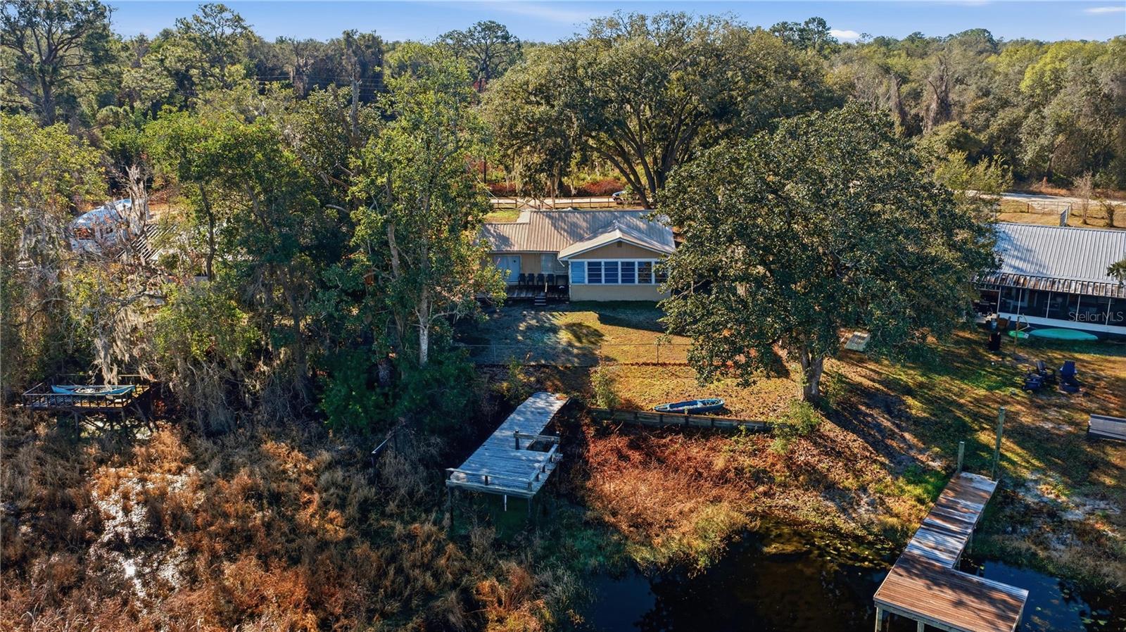 GRANDIN LAKE SHORES - Residential