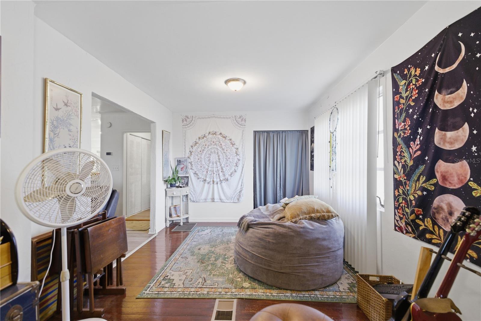 GRANDIN LAKE SHORES - Residential