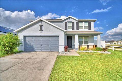 A home in PLANT CITY