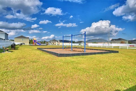 A home in PLANT CITY