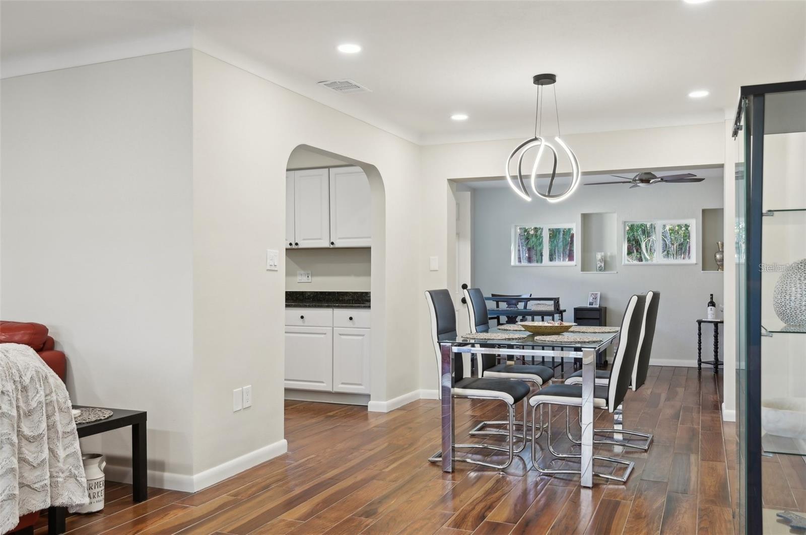 SOUTH GATE - Residential Income