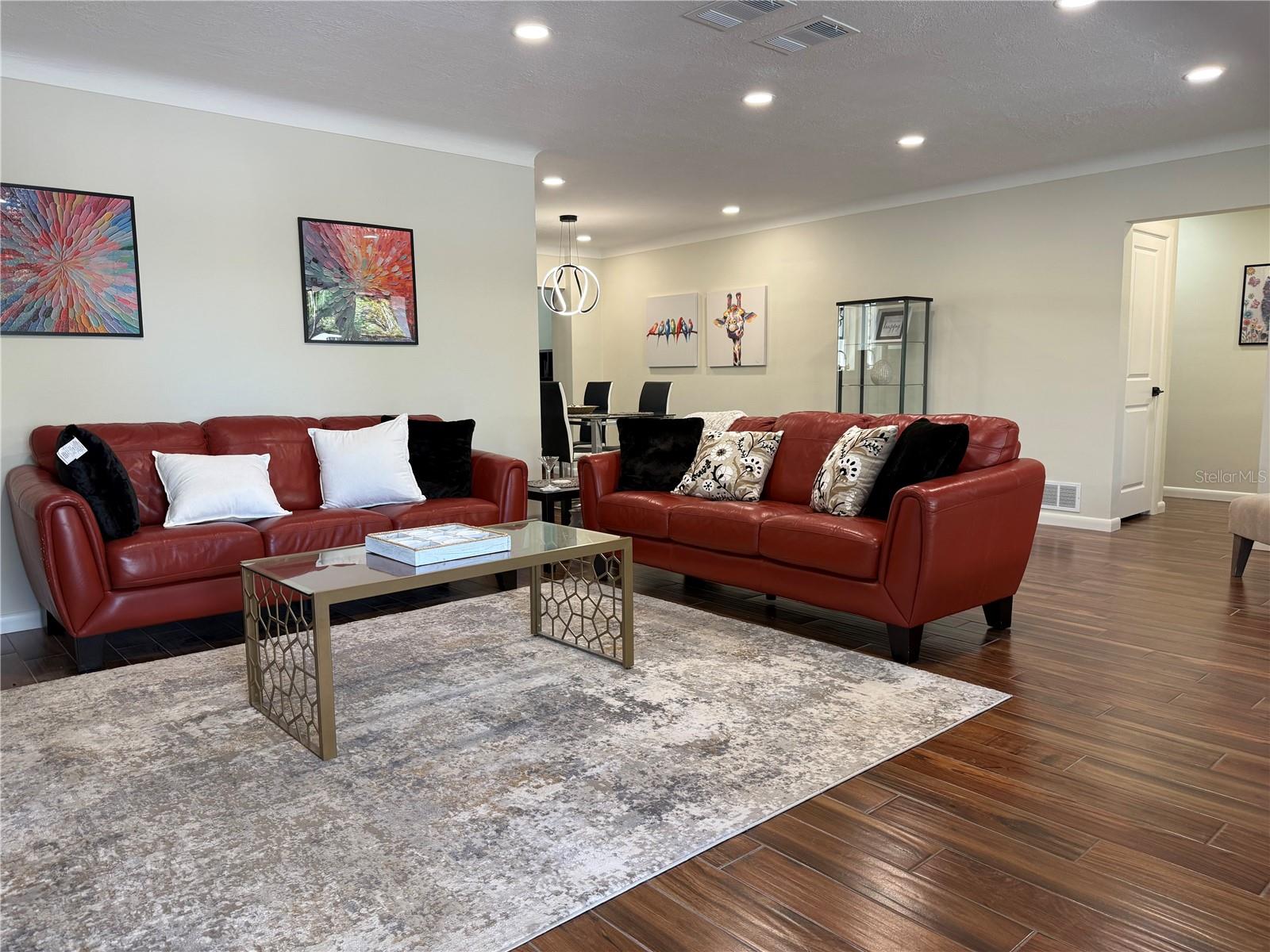 2746 TANGELO DRIVE