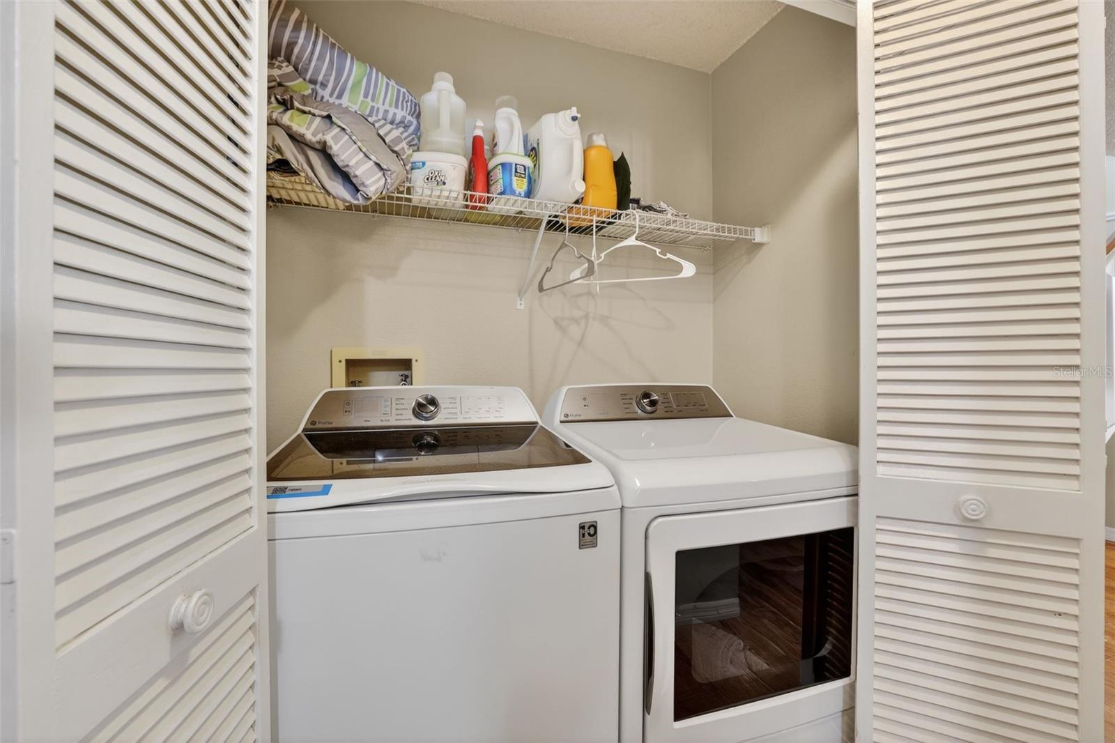 LE CLARE SHORES - Residential