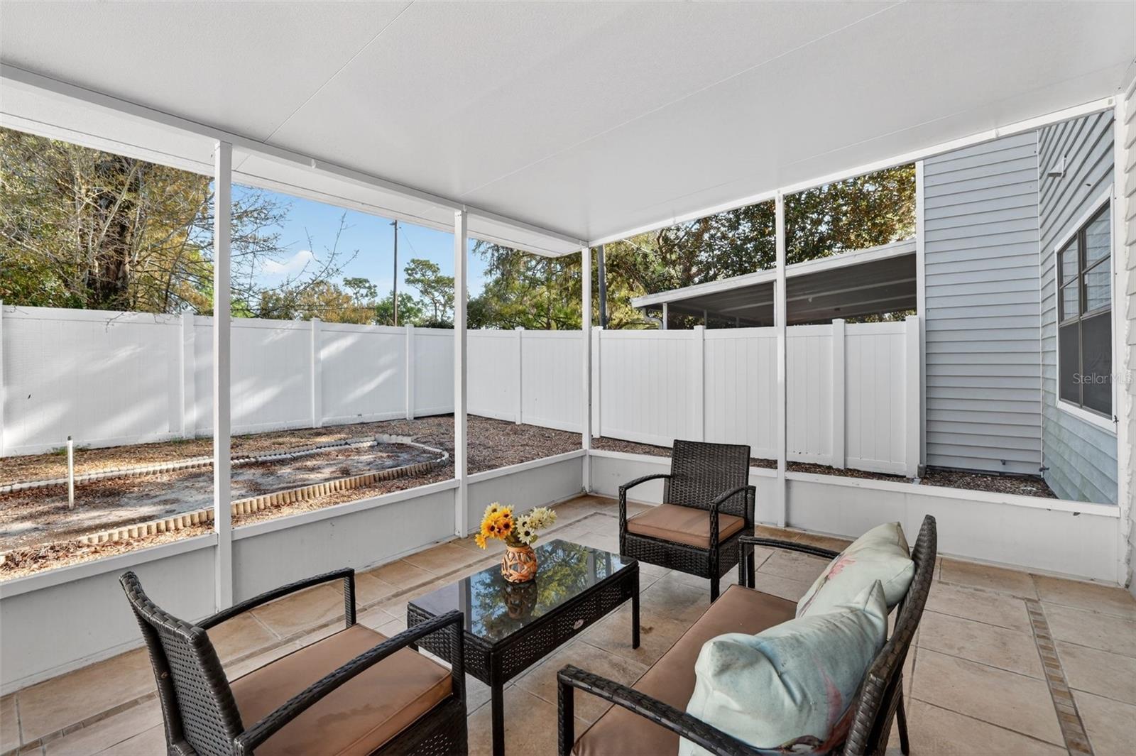 LE CLARE SHORES - Residential