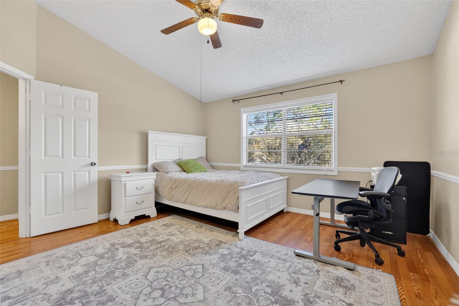 LE CLARE SHORES - Residential