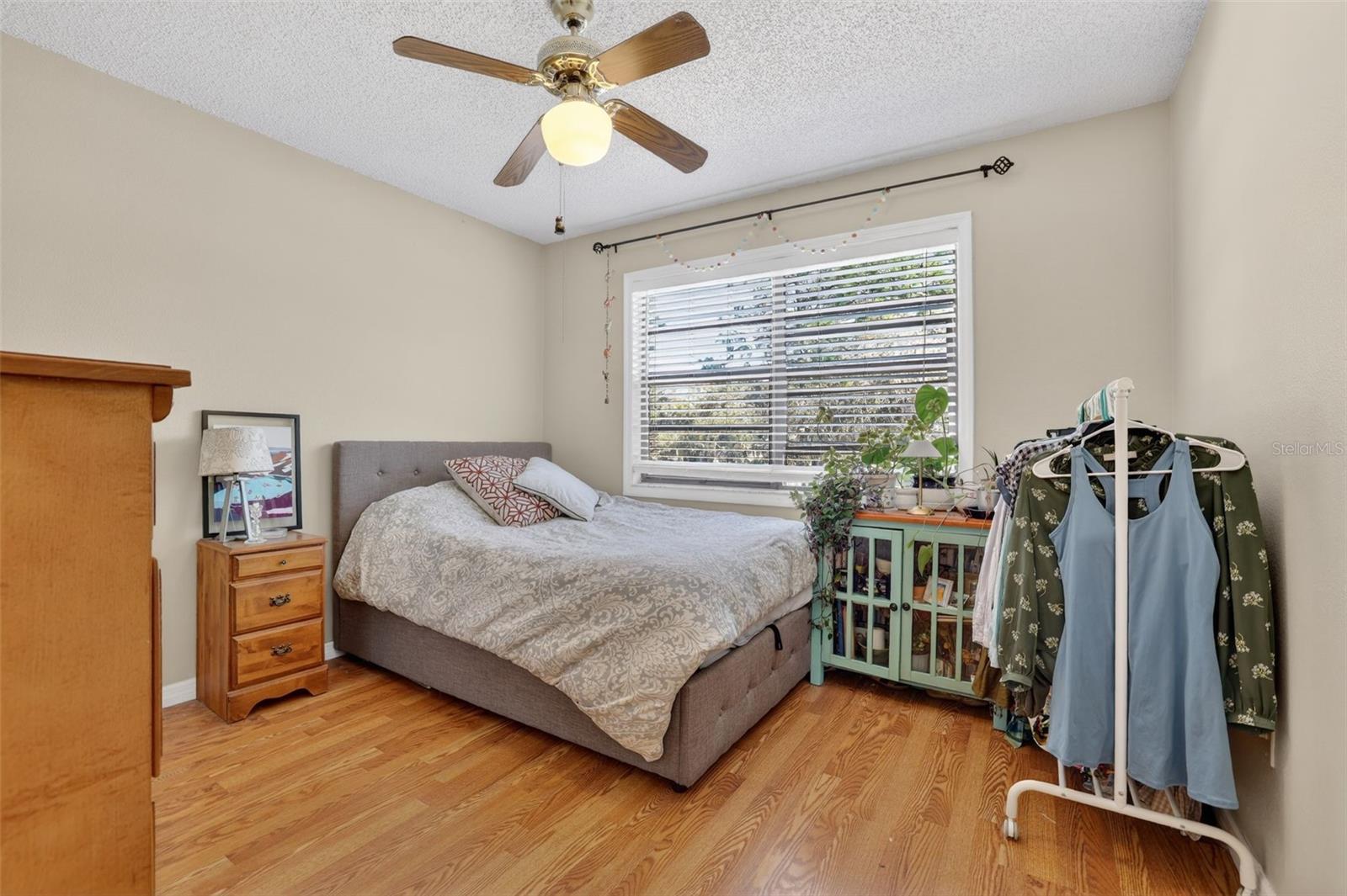 LE CLARE SHORES - Residential