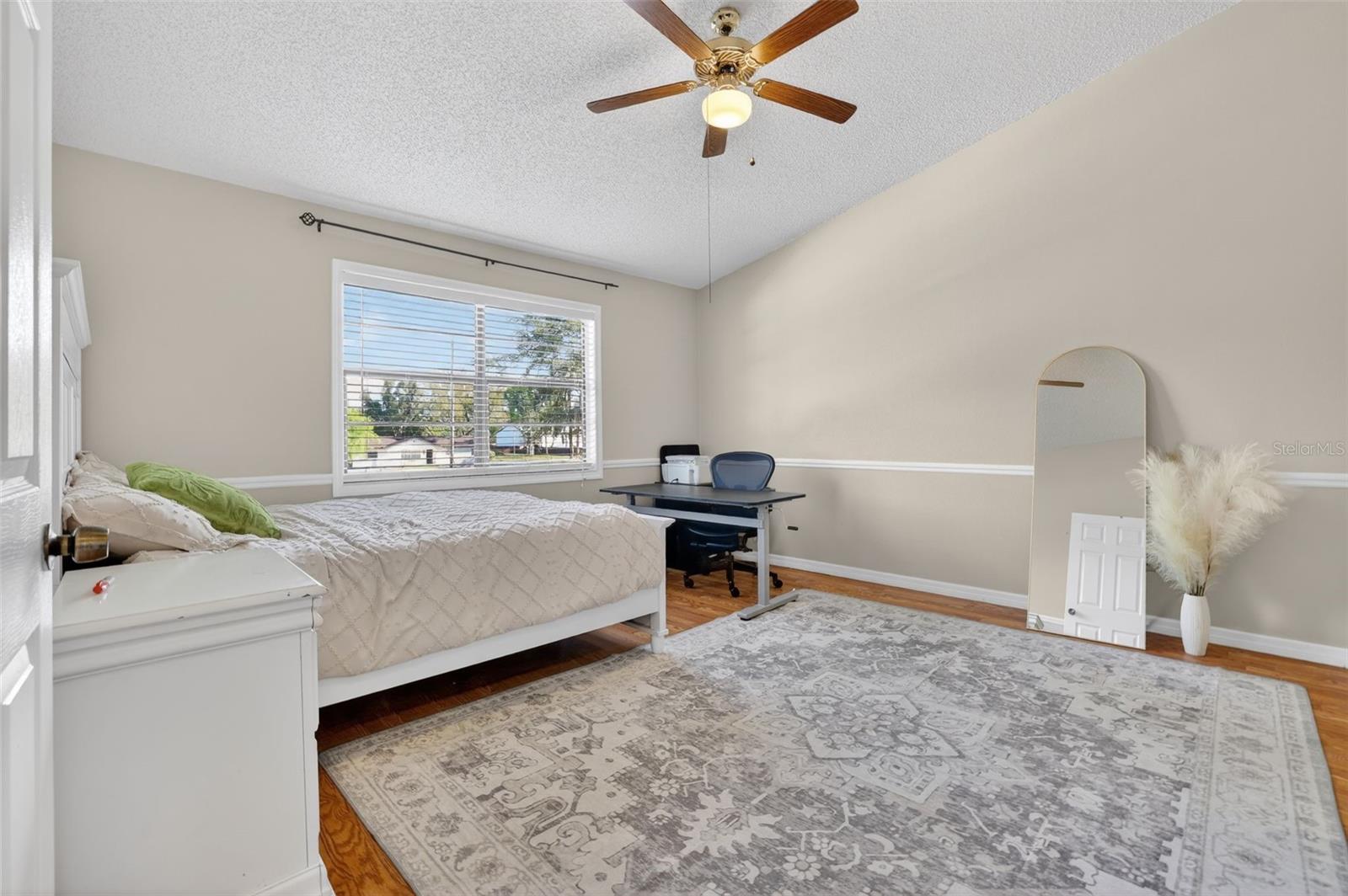 LE CLARE SHORES - Residential