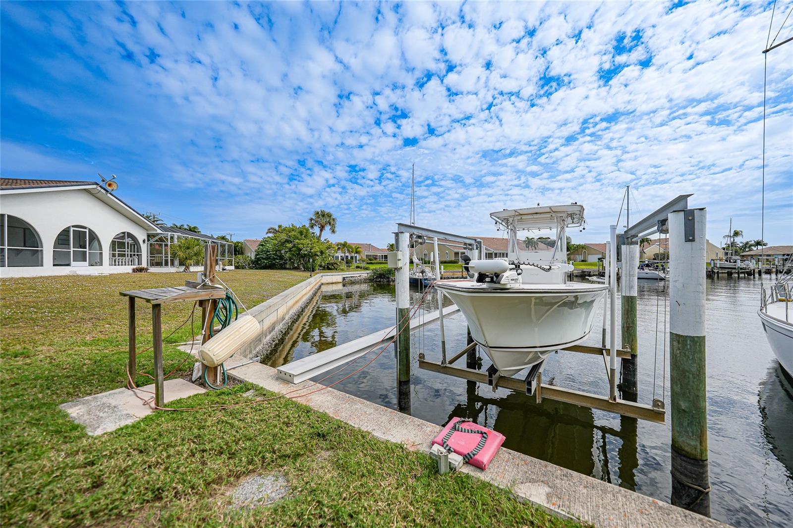 PUNTA GORDA ISLES SEC 06 - Residential