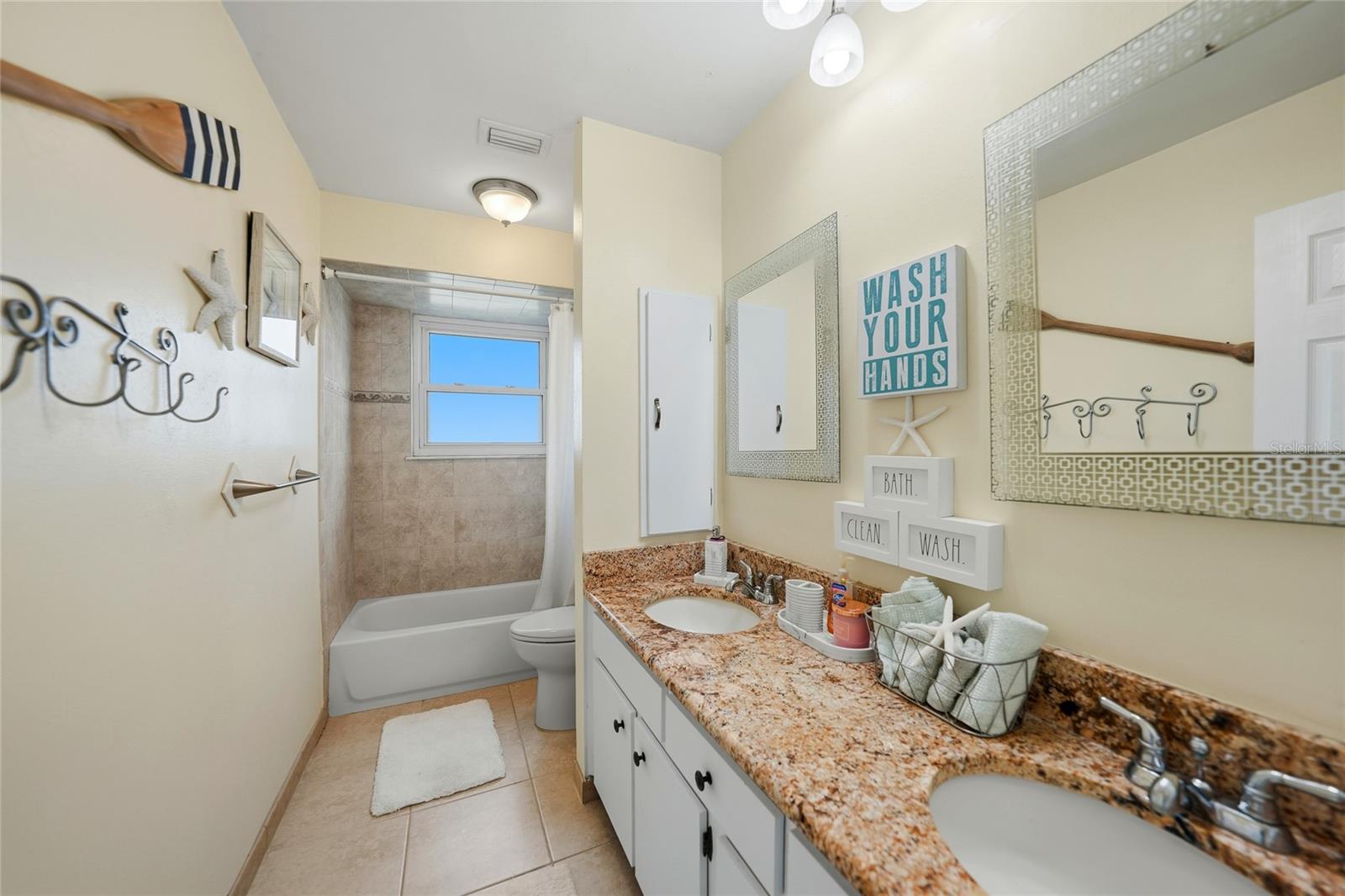 PUNTA GORDA ISLES SEC 06 - Residential