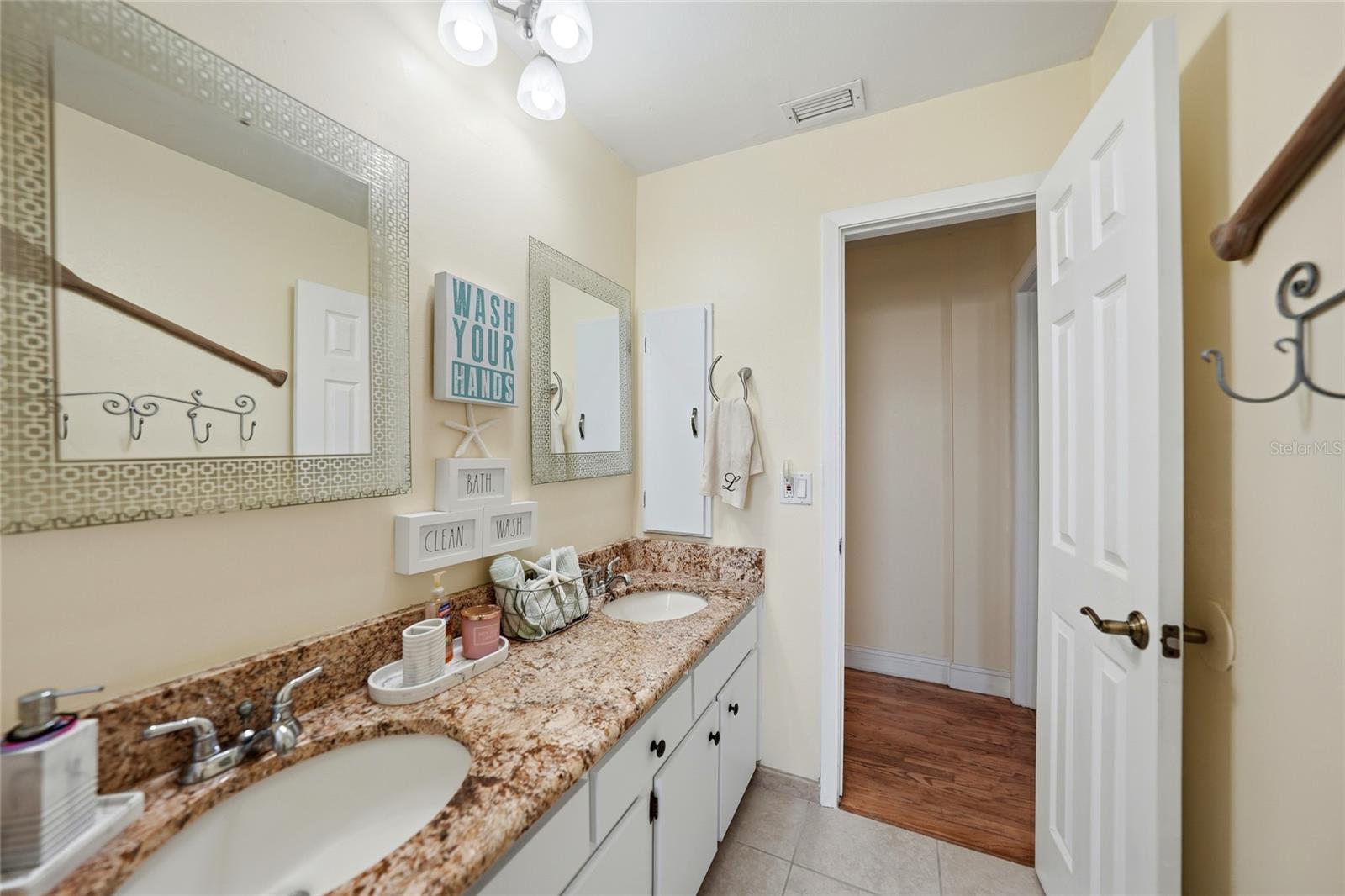 PUNTA GORDA ISLES SEC 06 - Residential