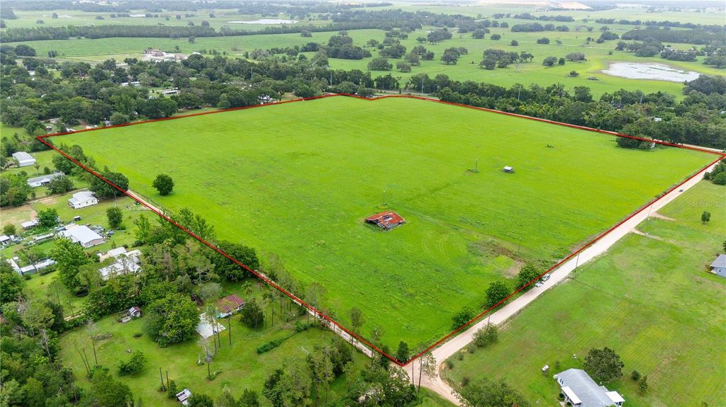 Photo of 11025 Beckum Road, Dade City, FL 33525 (MLS # TB8396016)